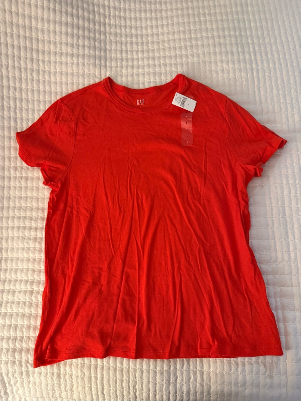 NWT GAP Women's Tee bundle - Lavender, Red, White - Picture 4 of 4